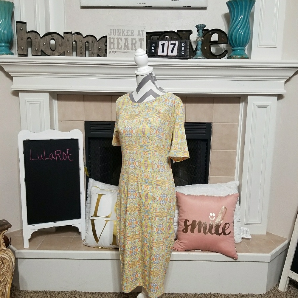 Lularoe Julia size med NWT - Picture 4 of 4